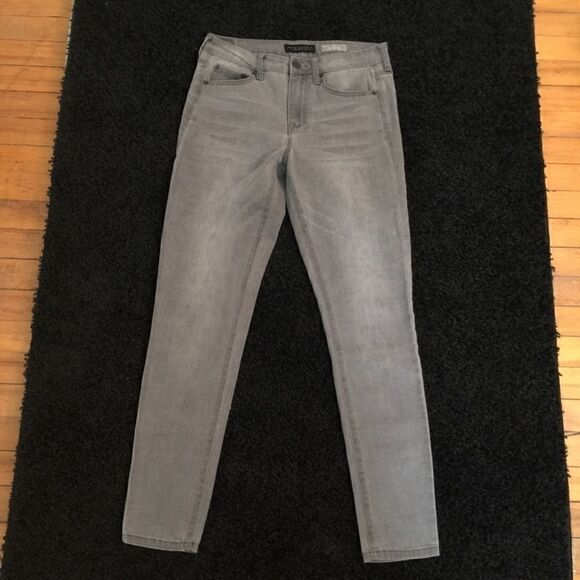 Aeropostale Grey Distressed High Waist jeg Jeans - Picture 2 of 5